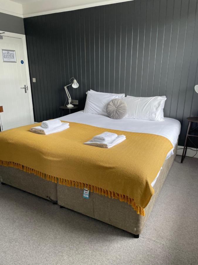 Rooms At Mill Street Окем Екстериор снимка